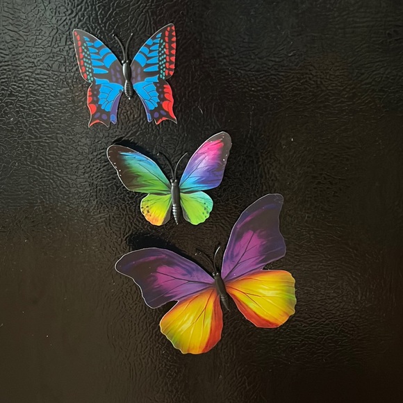 Butterfly magnets set of 3 yellow butterflies Demon slayer inspired - Picture 3 of 3